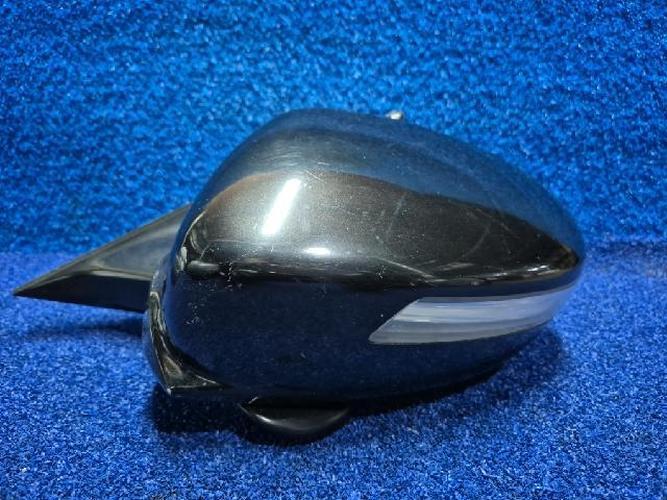 Side Mirror Left (LH) Hyundai Genesis (2010)