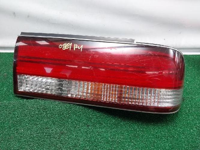Tail Light Right (RH) Kia Enterprise (2001–2002)