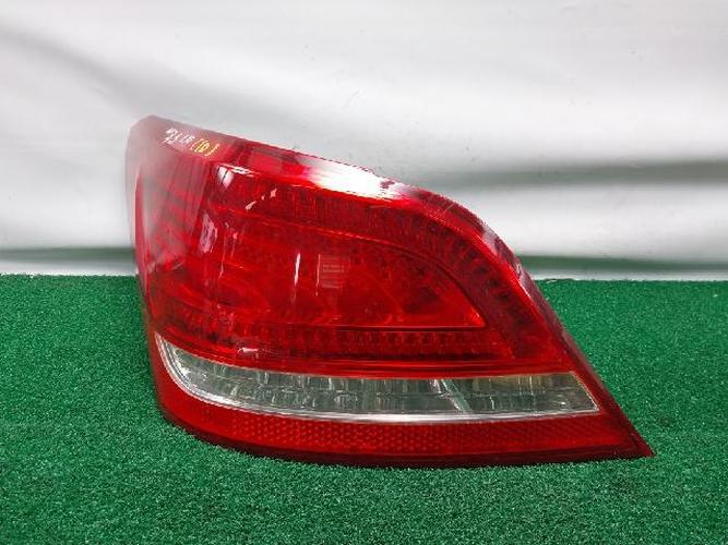 Tail Light Left (LH) Hyundai Equus (2010–2012)