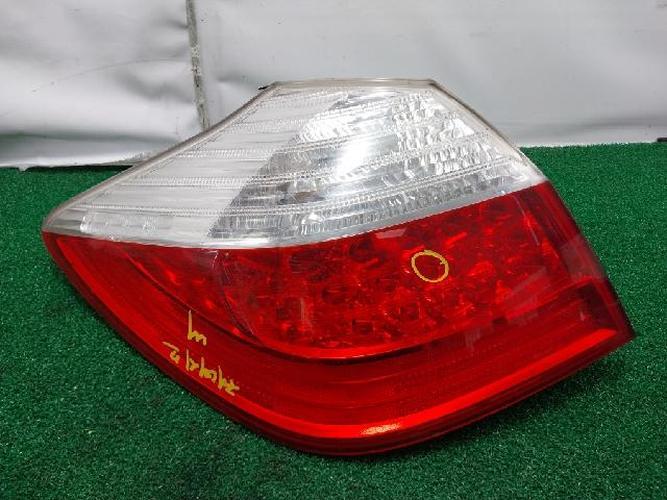 Tail Light Left (LH) Hyundai Genesis (2008–2010)
