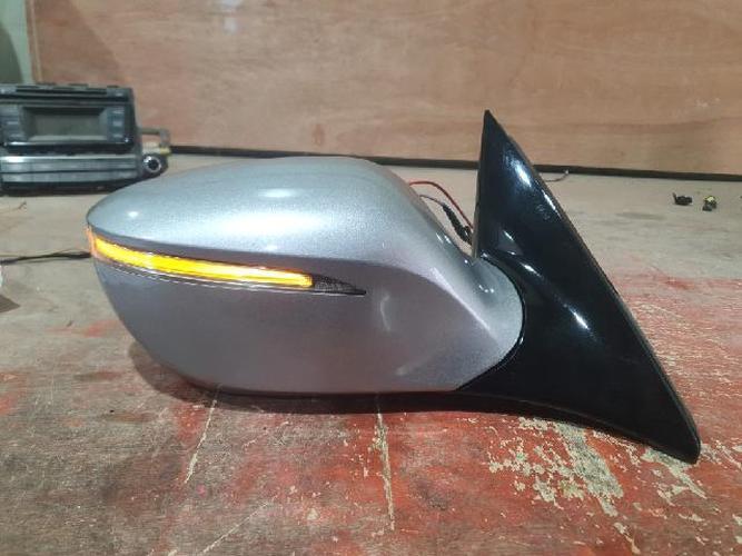 Side Mirror Right (RH) Hyundai Equus (2014)