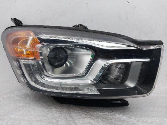 Фара передняя правая SsangYong Korando (2014)