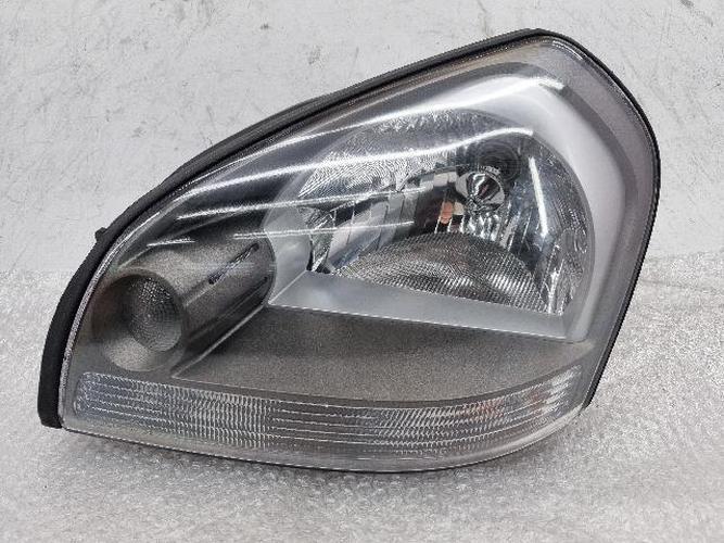 Headlight Left (LH) Hyundai Tucson (2007)