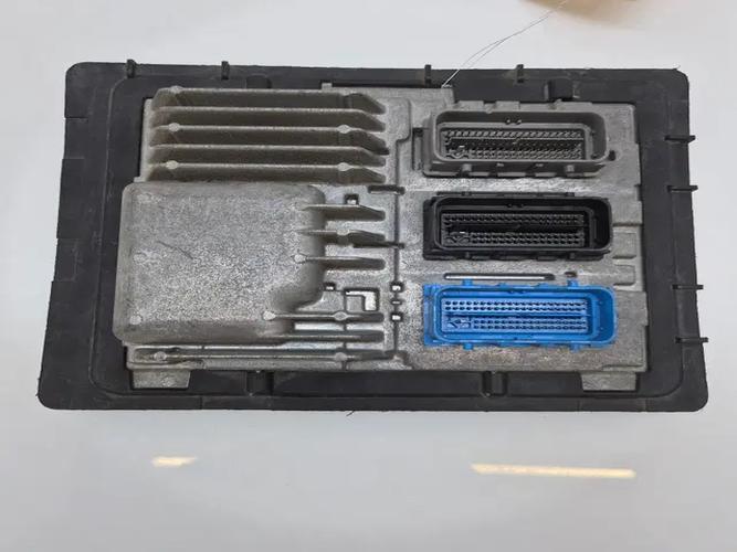 Блок управления двигателем (ECU) Cadillac CTS (2015)