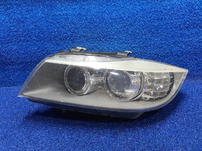 Headlight Left (LH) BMW 3 Series (2010)