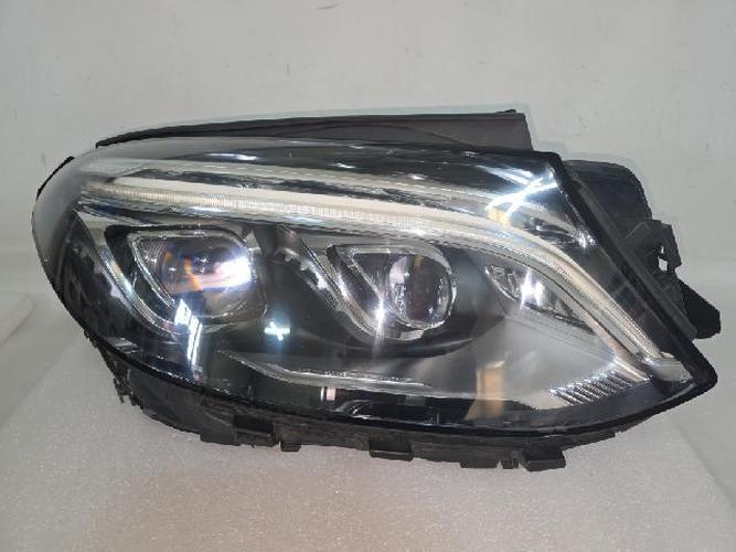 Headlight Right (RH) Mercedes-Benz GLE-Class (2017)