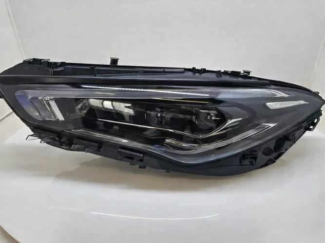 Headlight Left (LH) Mercedes-Benz CLA-Class (2023)