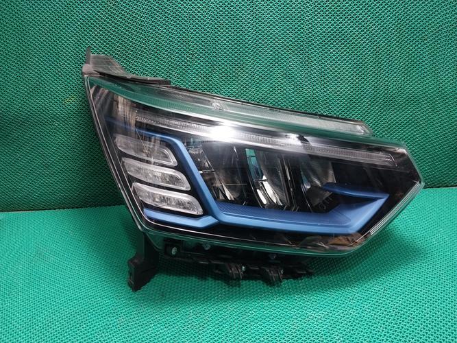 Headlight Right (RH) SsangYong Korando (2022–2023)