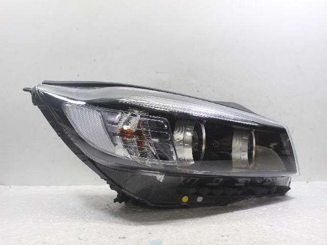 Headlight Right (RH) Kia Sorento (2015)