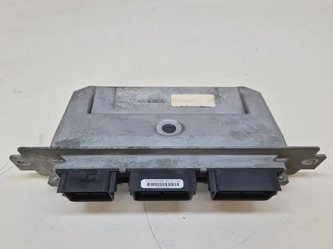 Блок управления двигателем (ECU) Ford Taurus (2010)