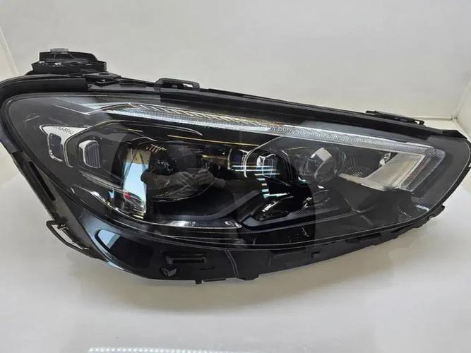 Фара передняя правая Mercedes-Benz E-Class (2018–2021)