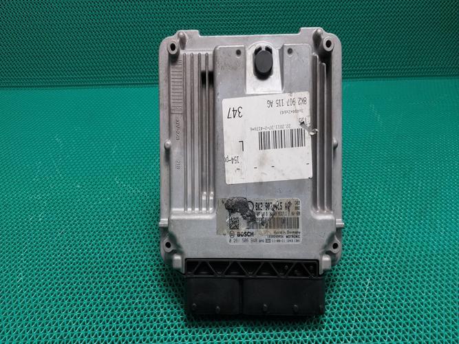 Блок управления двигателем (ECU) Audi A4 (2012)