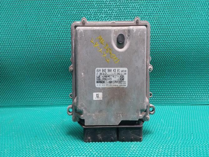 Блок управления двигателем (ECU) Mercedes-Benz M-Class (2013)