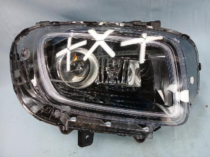 Headlight Right (RH) Hyundai Venue (2021)