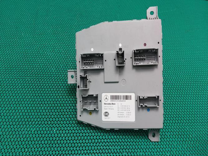 Electronic Module Mercedes-Benz C-Class (2015)