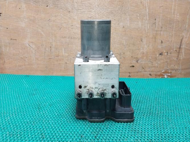 ABS Module Mercedes-Benz S-Class (2016–2017)