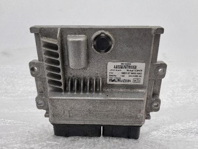 Блок управления двигателем (ECU) Peugeot 308 (2014)