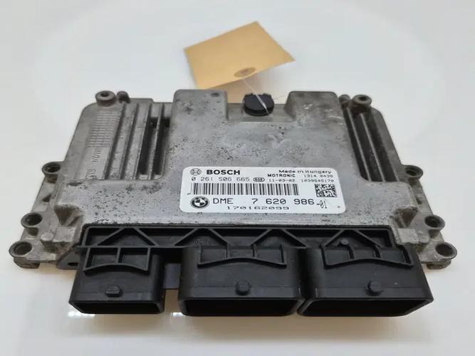 Блок управления двигателем (ECU) Mini Countryman (2013)