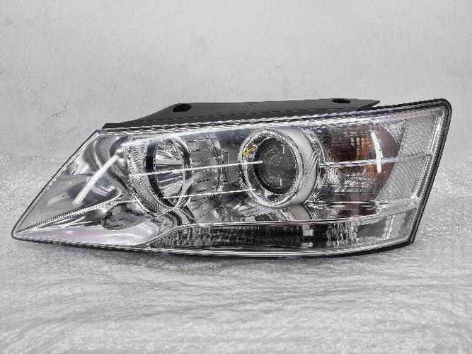 Фара передняя левая Hyundai Sonata (2010)