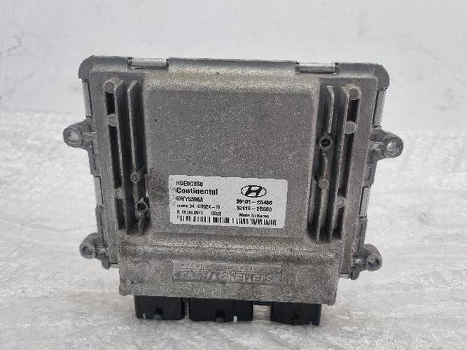 Engine Control Unit (ECU) Hyundai Elantra (2010)