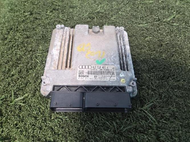 Блок управления двигателем (ECU) Audi Q7 (2007)