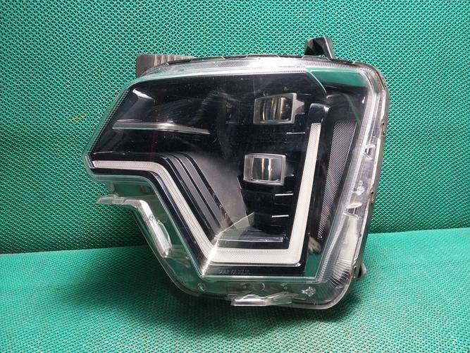Headlight Left (LH) Kia Niro (2023)