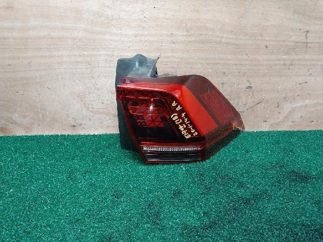 Tail Light Right (RH) Volkswagen Tiguan (2018)