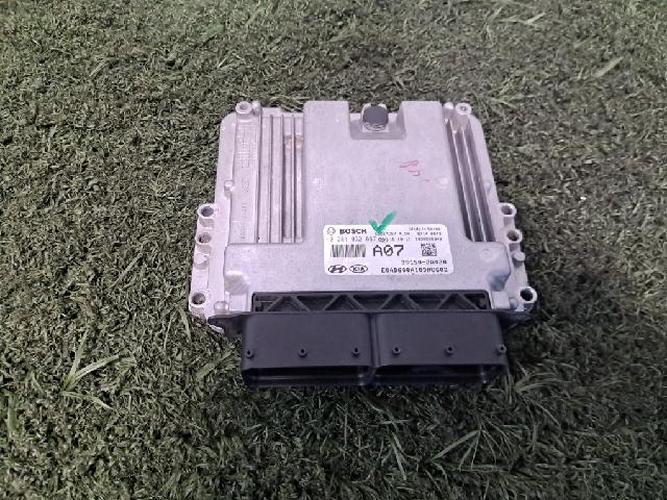 Engine Control Unit (ECU) Hyundai Elantra (2016)