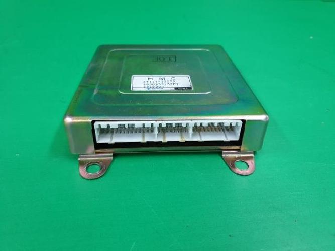 Engine Control Unit (ECU) Hyundai Dynasty (1997)