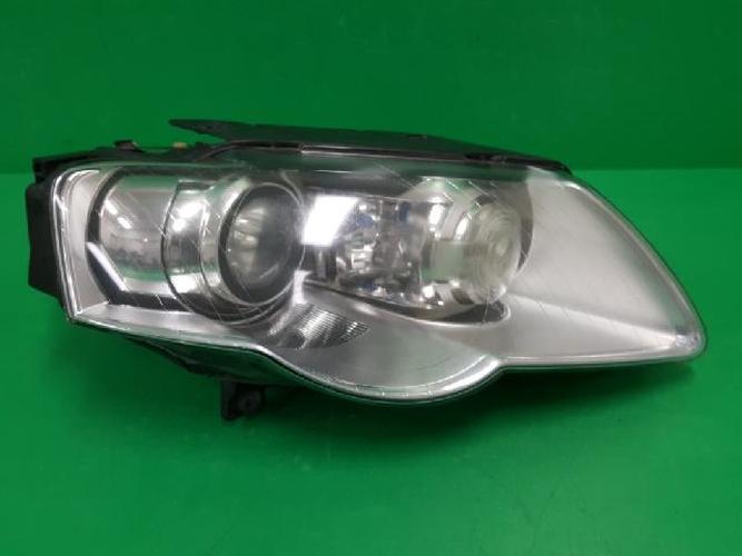 Headlight Right (RH) Volkswagen Passat (2006)