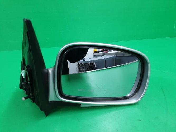 Side Mirror Right (RH) Kia Carens (2001)