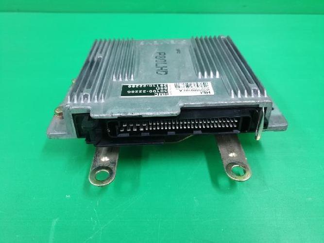 Engine Control Unit (ECU) Hyundai Accent (1997)