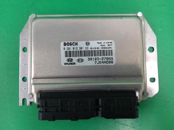 Блок управления двигателем (ECU) Hyundai Santa Fe (2005)