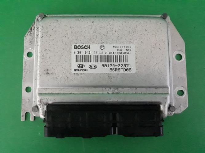 Engine Control Unit (ECU) Kia X-Trek (2005)