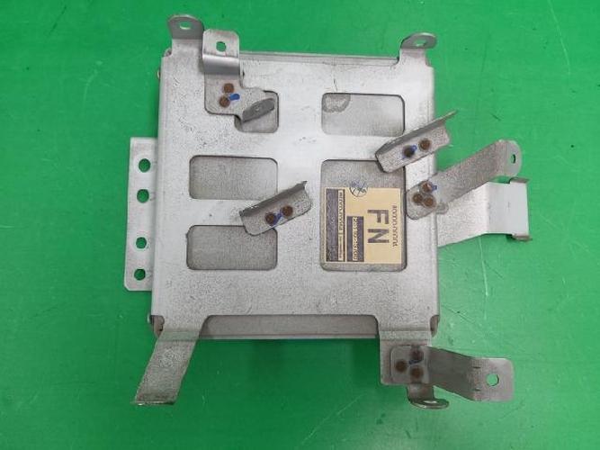 Engine Control Unit (ECU) Renault SM5 (1998)