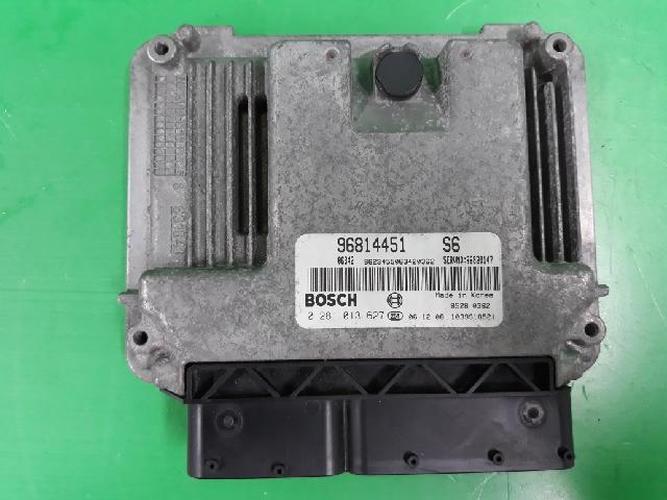 Блок управления двигателем (ECU) Chevrolet Tosca (2007)