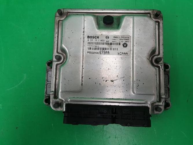 Блок управления двигателем (ECU) Jeep Grand Cherokee (2004)