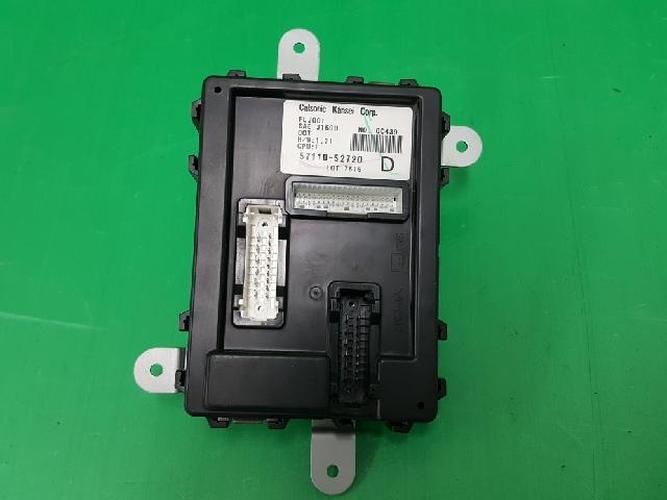 Body Control Module (BCM) Renault SM5 (2008)