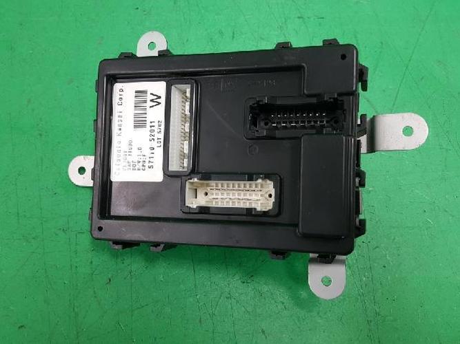 Body Control Module (BCM) Renault SM5 (2005)