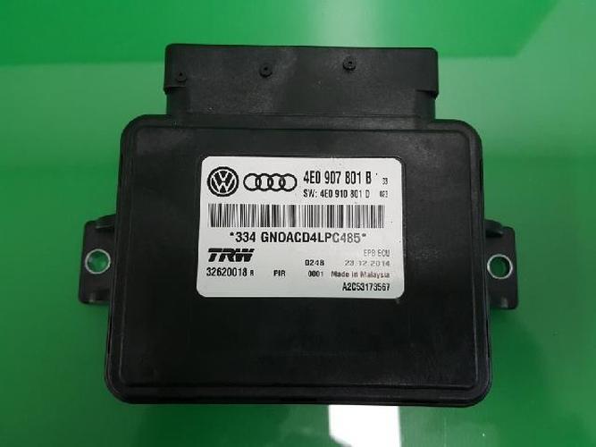 Body Control Module (BCM) Audi A8 (2006)