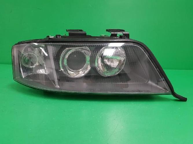 Headlight Right (RH) Audi A6 (2007)