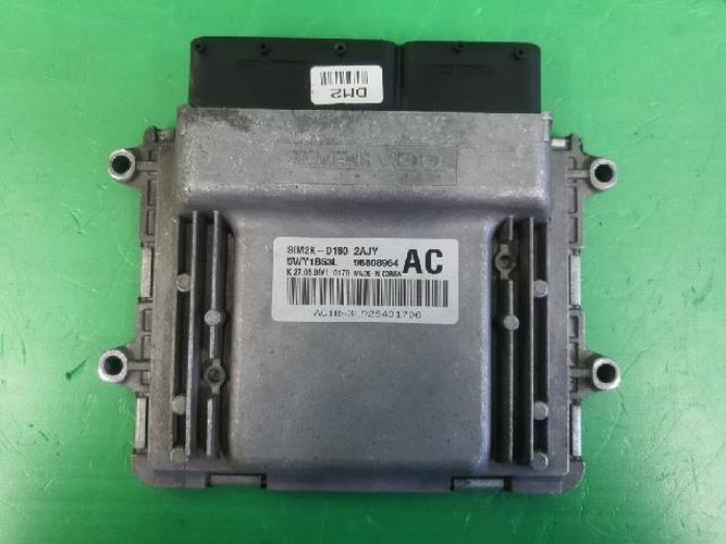 Блок управления двигателем (ECU) Chevrolet Tosca (2009)