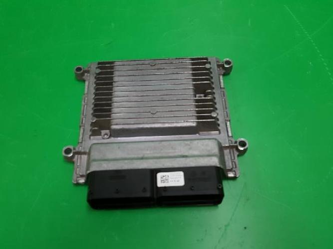 Блок управления двигателем (ECU) Kia K5 (2015)