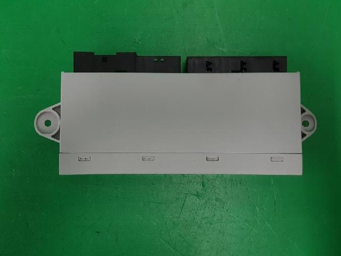 Body Control Module (BCM) BMW 7 Series (2004)