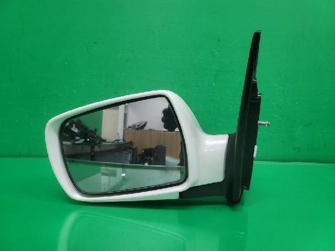 Side Mirror Left (LH) Kia Carnival (2006)