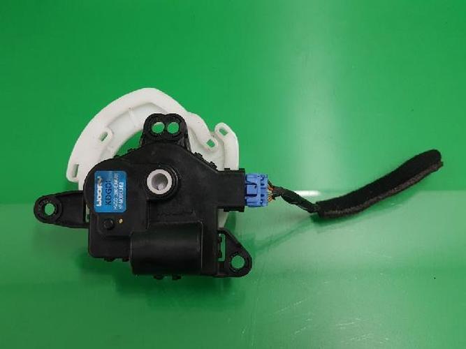 Body Control Module (BCM) Kia K5 (2015)