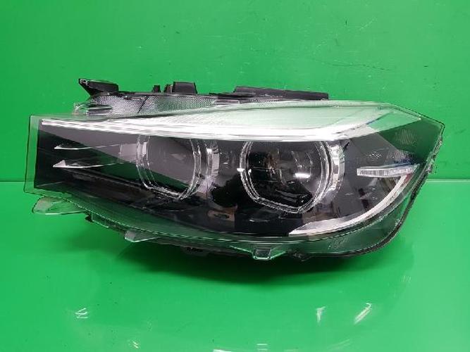 Headlight Left (LH) BMW 3 Series (2016)