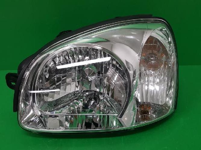 Headlight Left (LH) Hyundai Santa Fe (2004–2005)