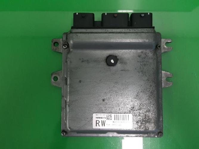 Блок управления двигателем (ECU) Nissan Murano (2011)