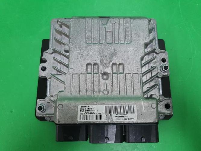Блок управления двигателем (ECU) Peugeot 308 (2014)
